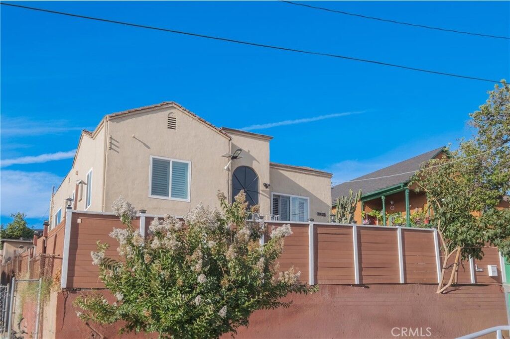 Property Photo:  3411 E 2nd St  CA 90063 
