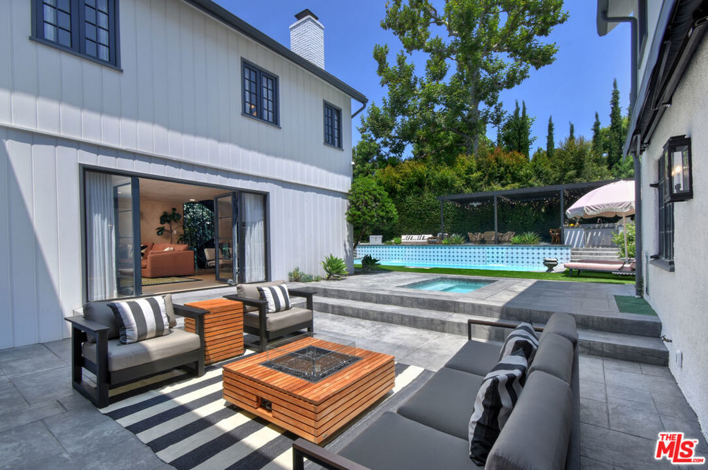 Property Photo: 5005 Los Feliz CA 90027
