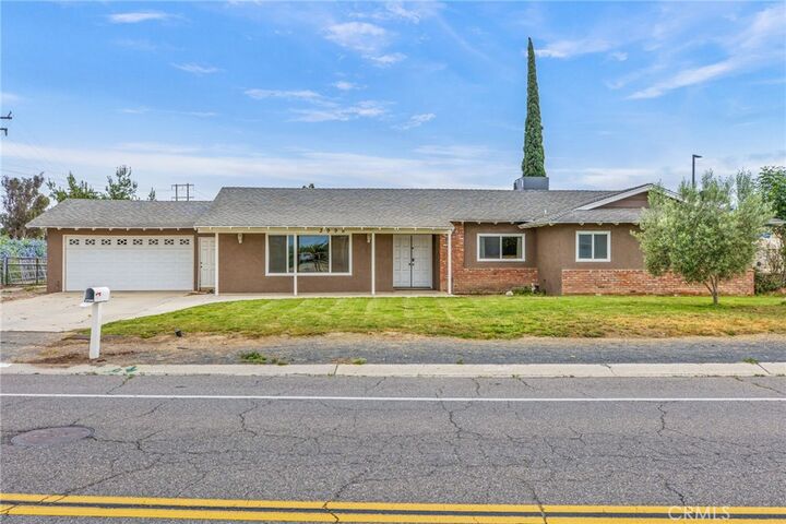Property Photo: 3998 Bluff CA 92860