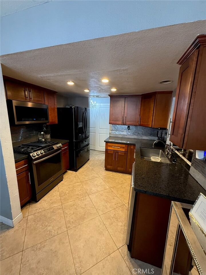 Property Photo:  2301 Firebrand Avenue  CA 92571 