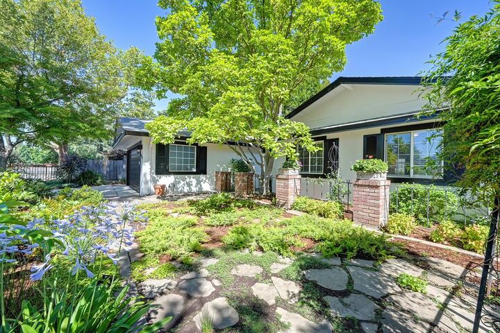 Property Photo:  8941 La Riviera Drive  CA 95826 
