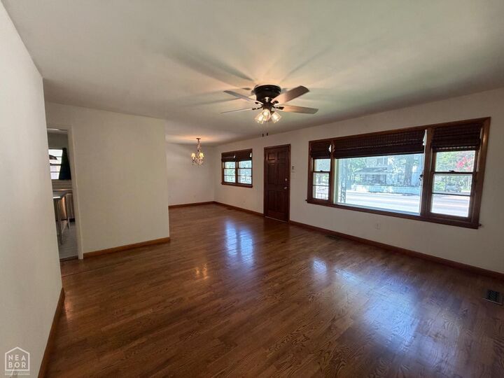 Property Photo: 1514 S Main St AR 72401