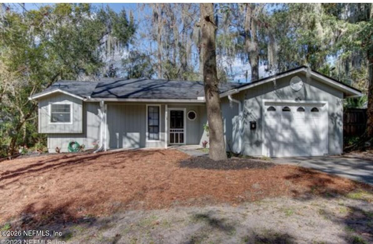 Property Photo: 4641 Yerkes Street FL 32205