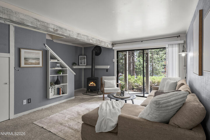 Property Photo: 810 Alder Avenue NV 89451