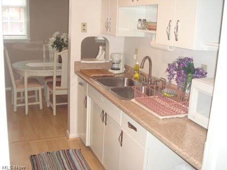 Property Photo:  13200 Fairhill Road 3  OH 44120 