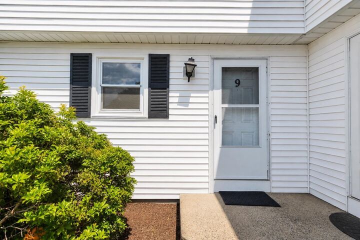 Property Photo: 50 Edward J Roy Drive NH 03104
