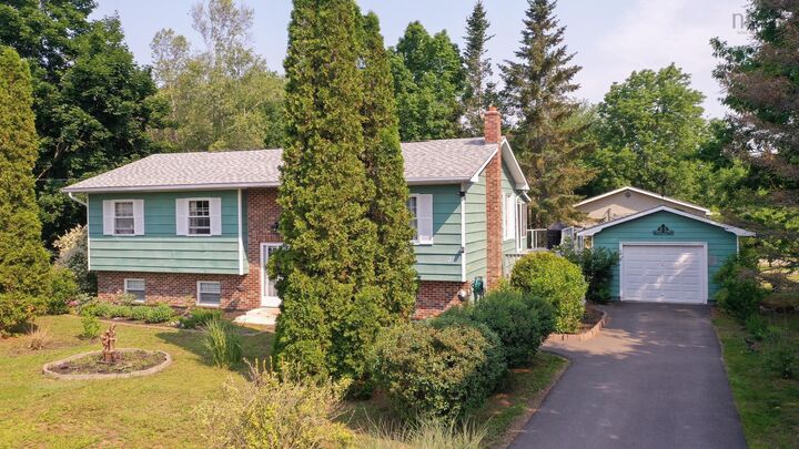 Property Photo:  21 Thomas Street  NS B0P 1E0 
