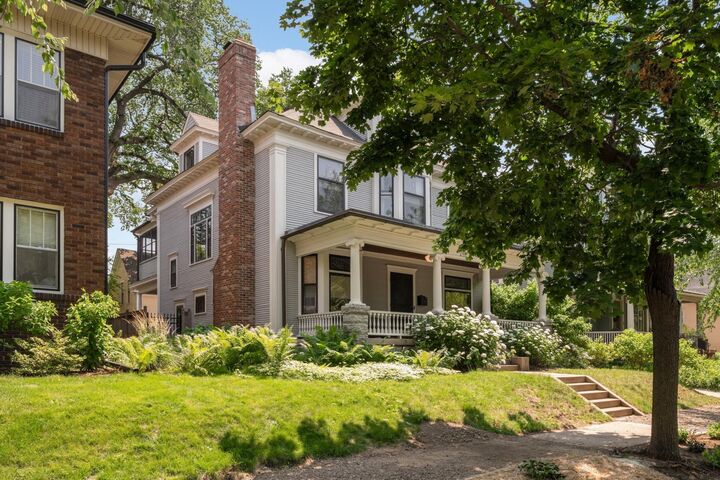 Property Photo:  2417 Colfax Avenue S  MN 55405 