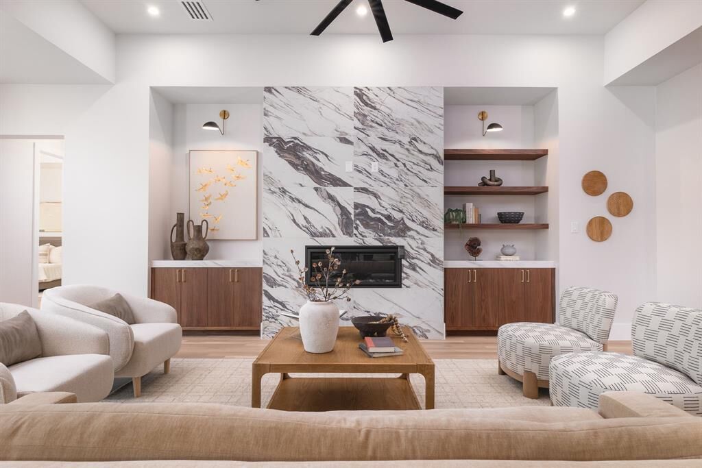 Property Photo: 3950 Rochelle Drive TX 75220