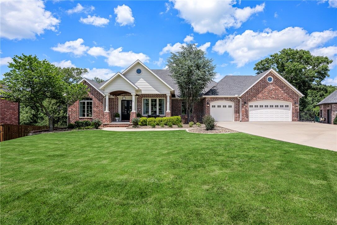 Property Photo:  3140 Laurel Circle  AR 72719 