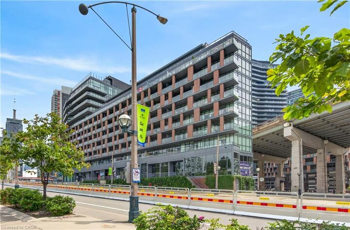 Property Photo: 169 Fort York Boulevard 323 ON M5V 0C8