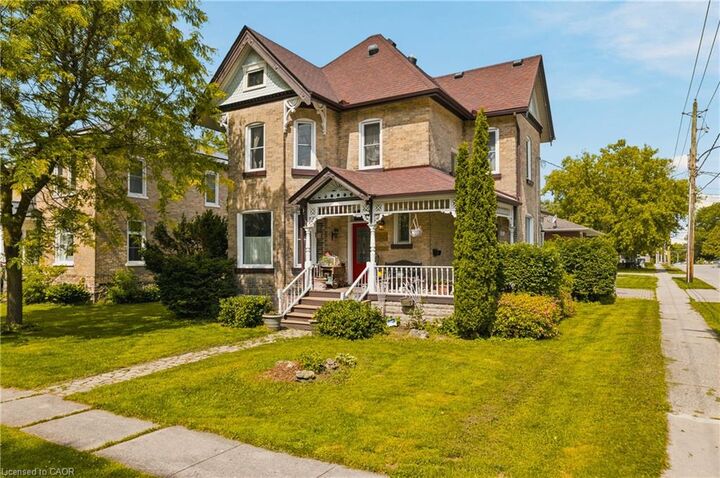 Property Photo: 295 Livingstone Avenue ON N4W 1R1