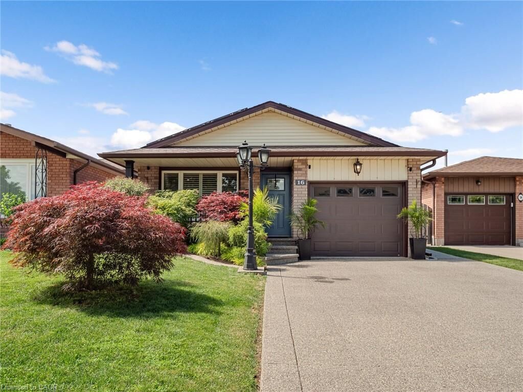 Property Photo: 16 Juniper Drive ON L8E 4C6
