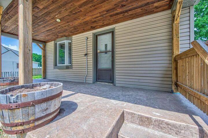 Property Photo: 84 Franklin Street S ON N2C 1R4