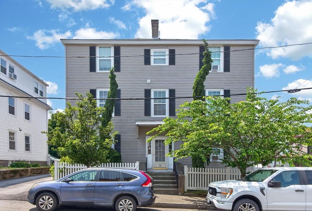 Property Photo: 32 Arthur St 2 MA 01915
