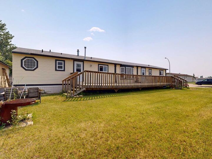 Property Photo:  14A Soper Street  AB T7S 0B5 