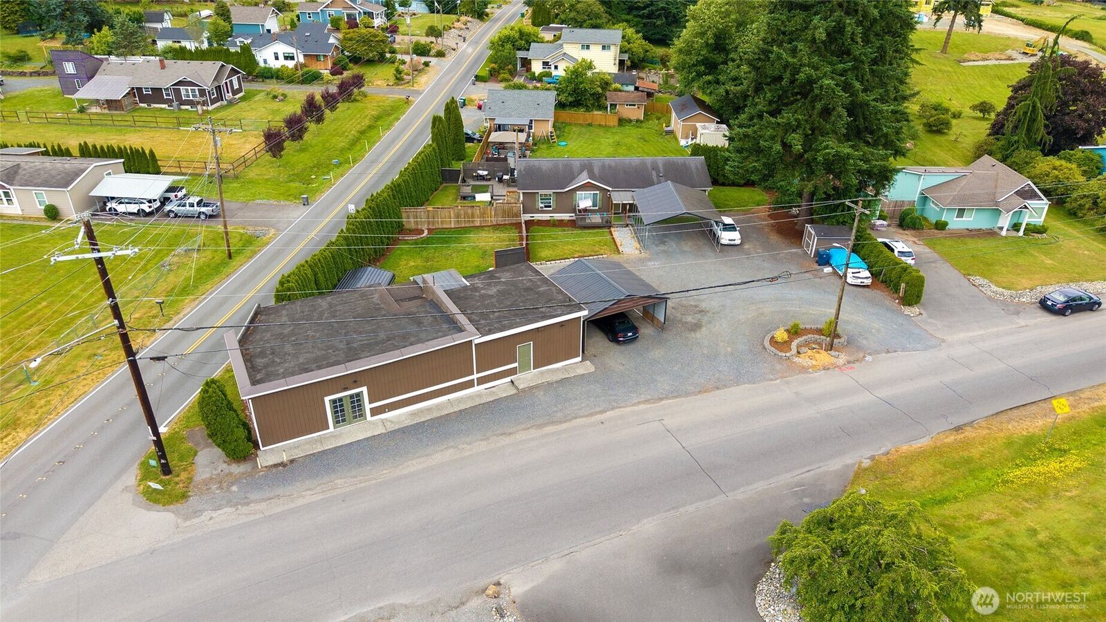 Property Photo: 5128 Fobes Road WA 98290