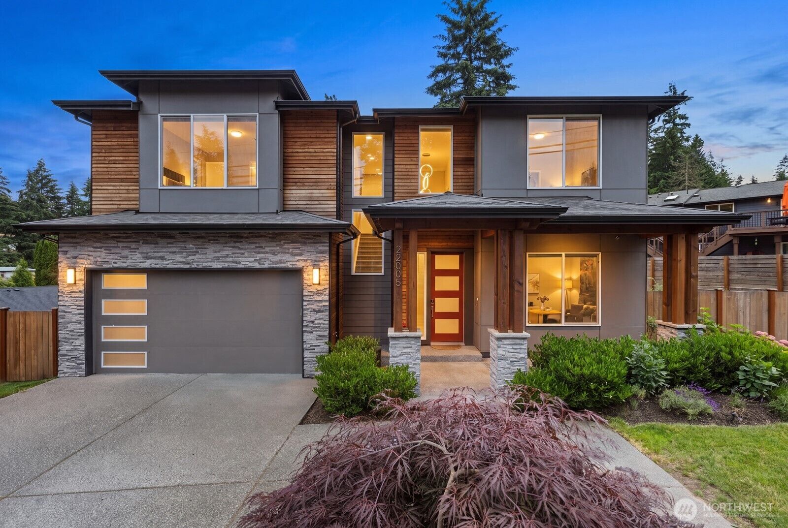 Property Photo:  22005  4th Avenue W  WA 98021 