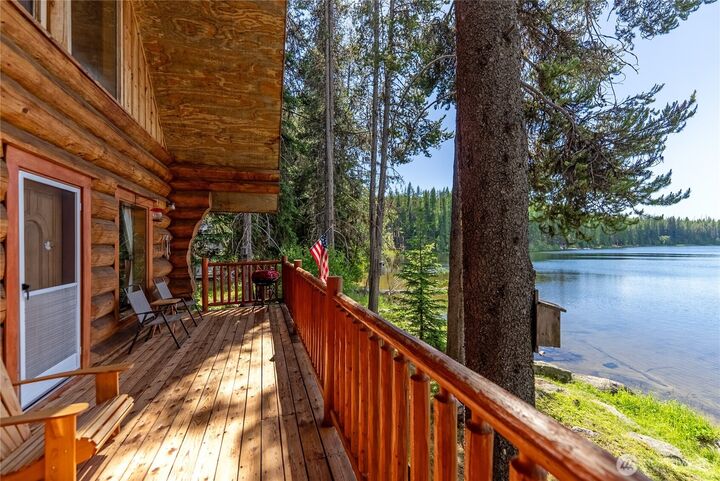 Property Photo:  370  Thompson Road  WA 98849 