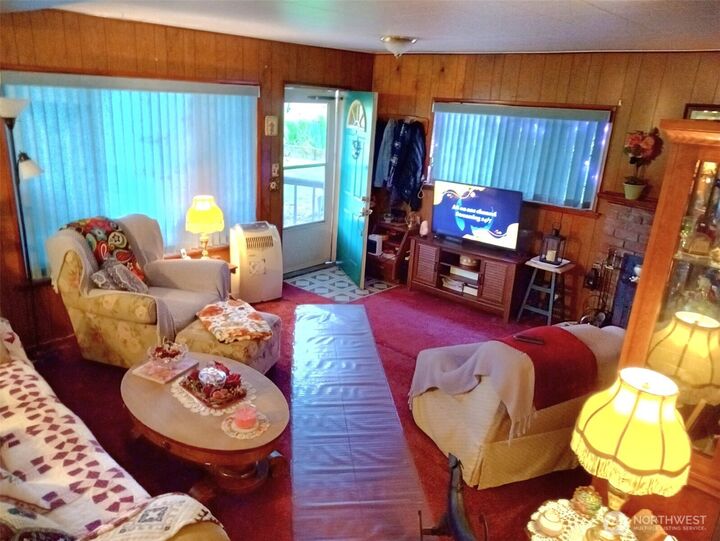 Property Photo:  18704  Dynamite Drive SE  WA 98597 