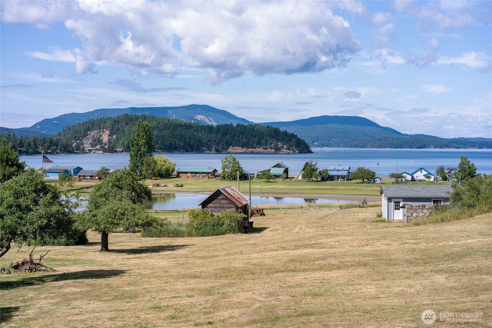 Property Photo: 103 Less Traveled Road WA 98261