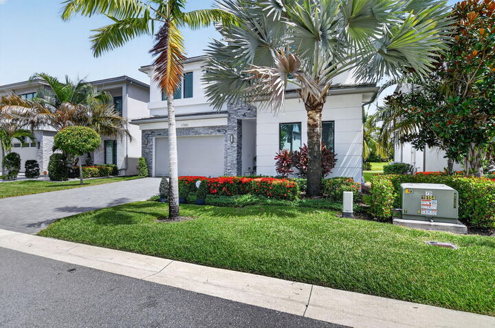 Property Photo:  17333 Rainstream Road  FL 33496 