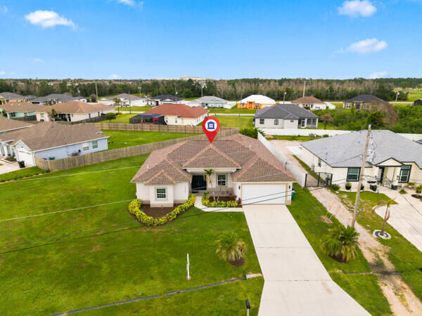 Property Photo:  5866 NW Mesa Circle  FL 34986 
