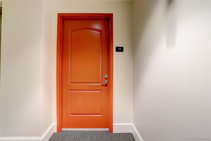 Property Photo:  300 W 11th Avenue 17B  CO 80204 