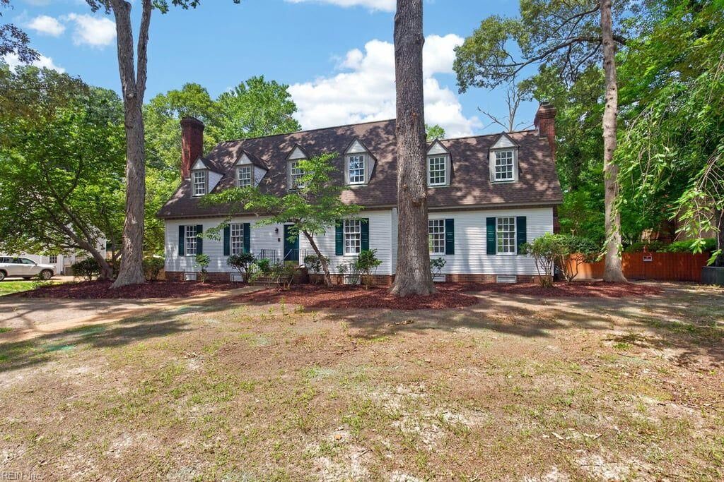 Property Photo: 3312 Upper Palace Grn VA 23452