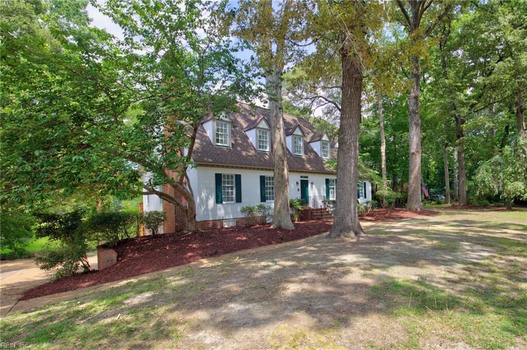 Property Photo:  3312 Upper Palace Grn  VA 23452 