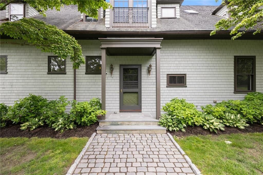 Property Photo:  33 Beacon Hill Road  RI 02840 