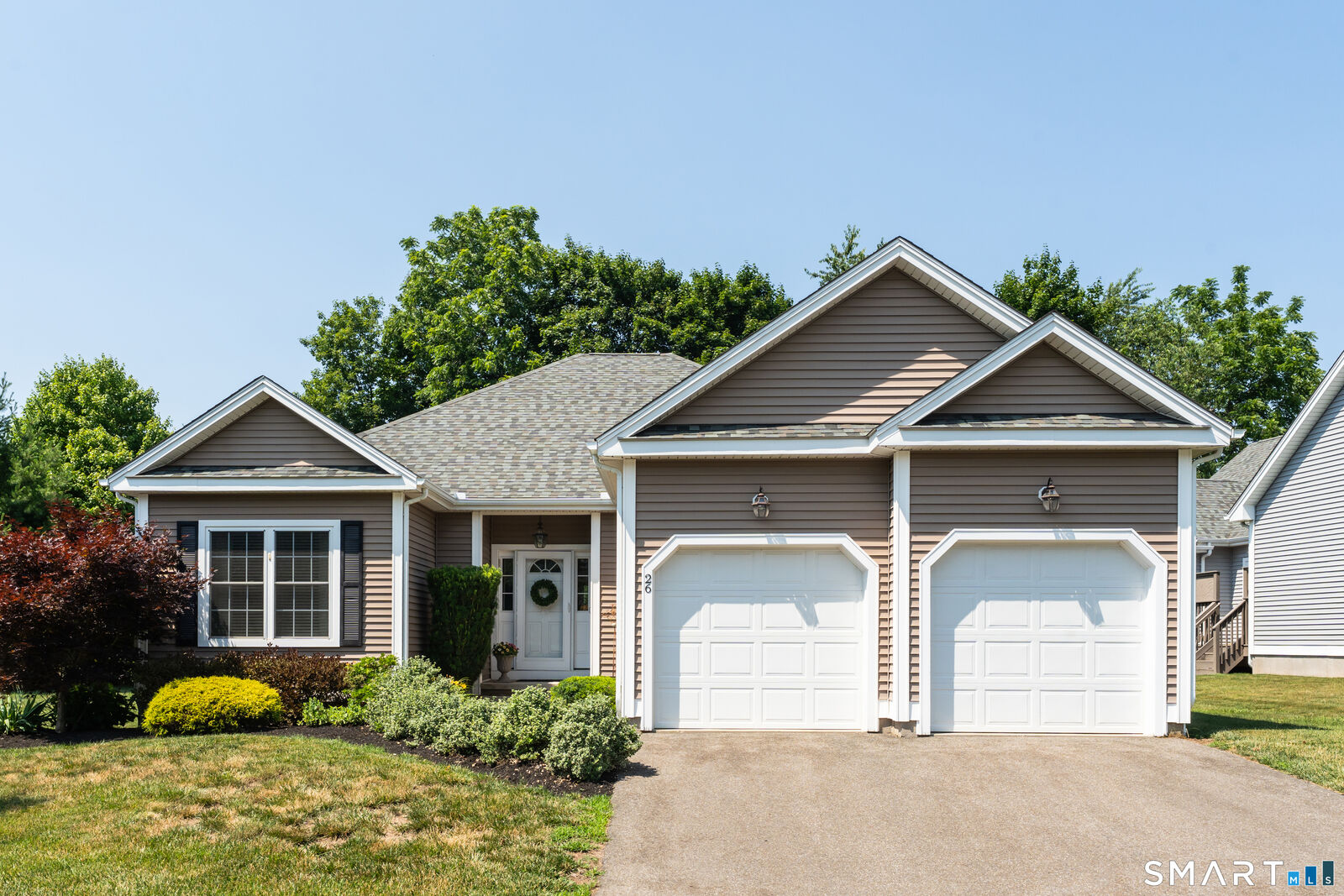 Property Photo: 26 Tuscany Hills Drive 26 CT 06457