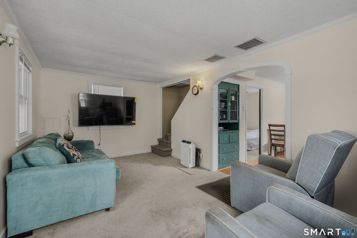 Property Photo:  10 Swan Avenue  CT 06371 