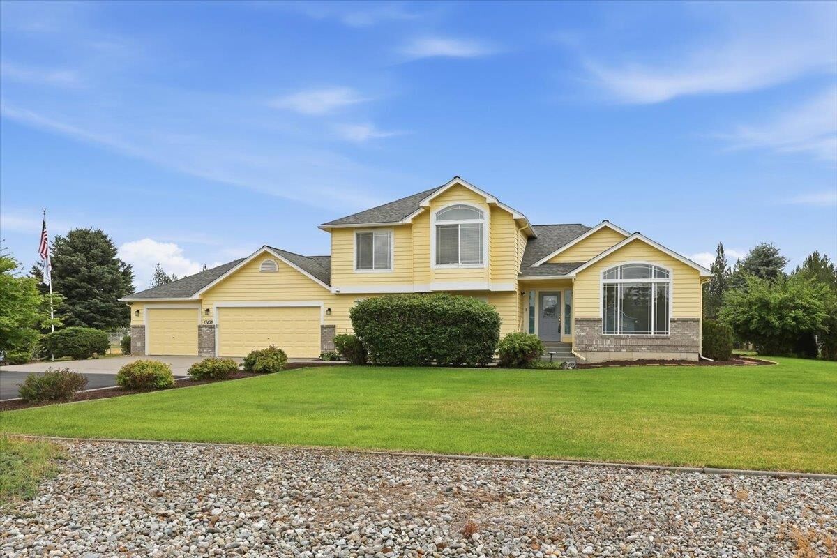 Property Photo:  17659 N Sunnyvale Dr  WA 99026 