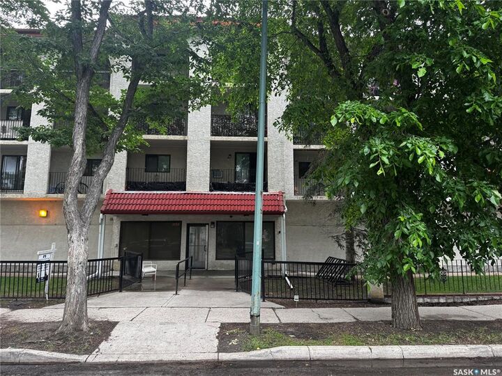 Property Photo: 2125 Osler Street 303 SK S4P 4G9