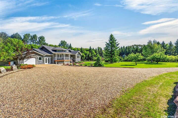 Property Photo:  527 McAllister Avenue  SK S0E 1H0 