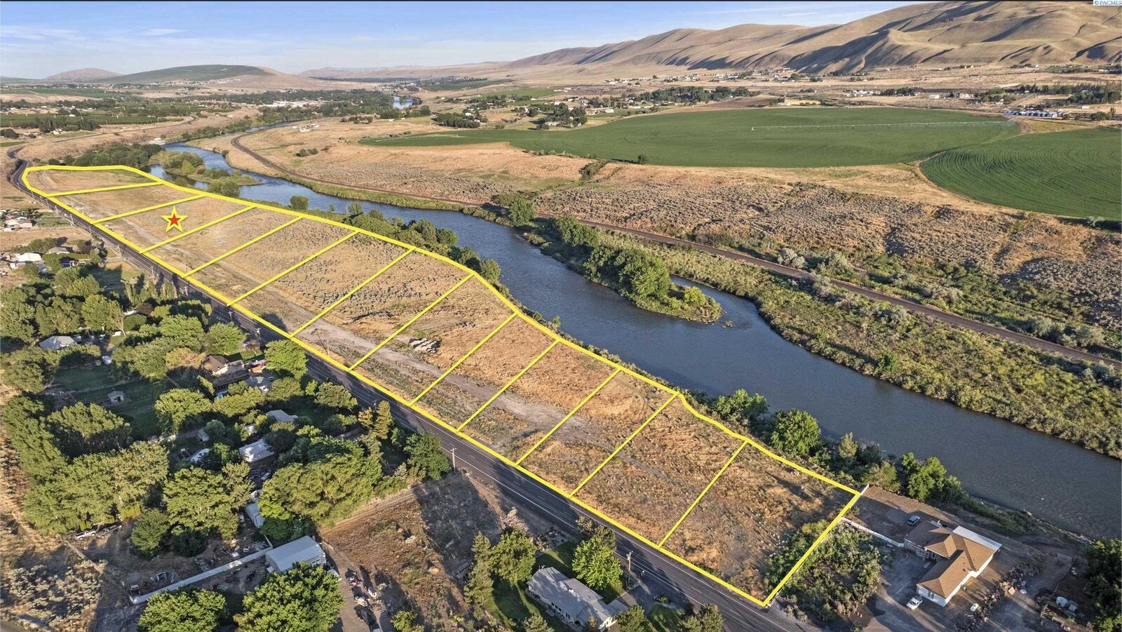 Property Photo:  15649 W Old Inland Empire Hwy Lot 11  WA 99320 