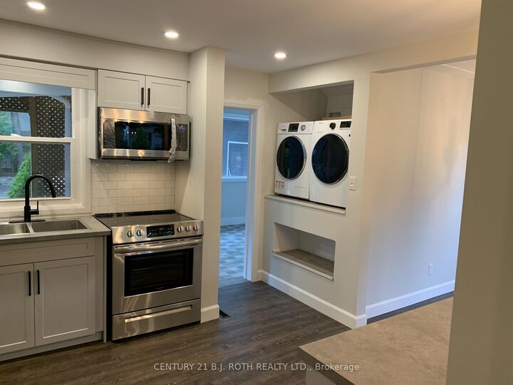 Property Photo: 156 Puget Street ON L4M 4N5