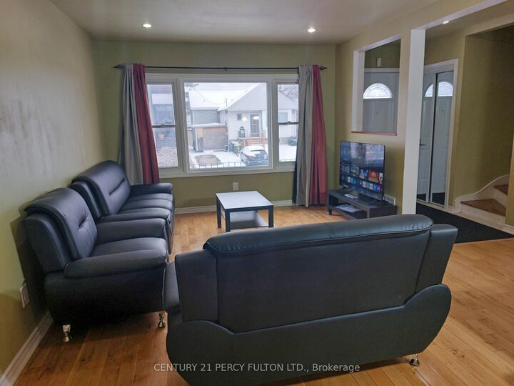 Property Photo:  98 Westbourne Avenue  ON M1L 2Y5 