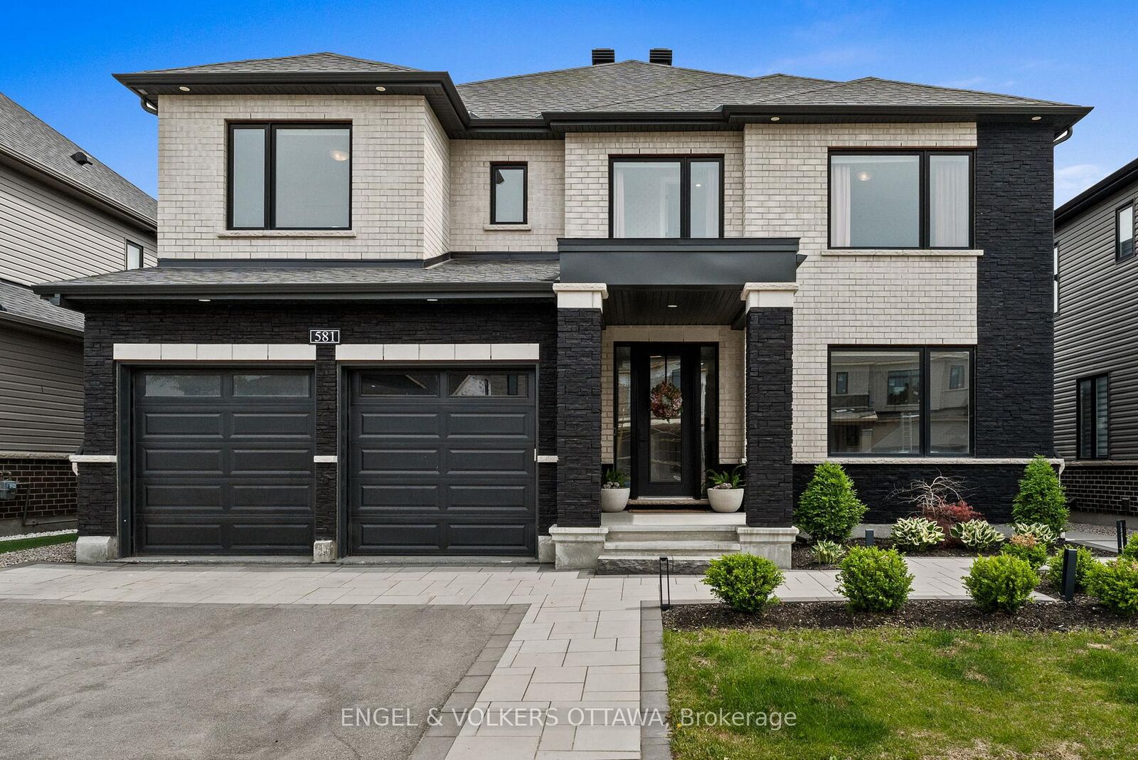 Property Photo:  581 Bridgeport Avenue  ON K4M 0M4 