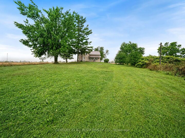 Property Photo: 1808 Concession Road 10 Concession ON L0K 1B0