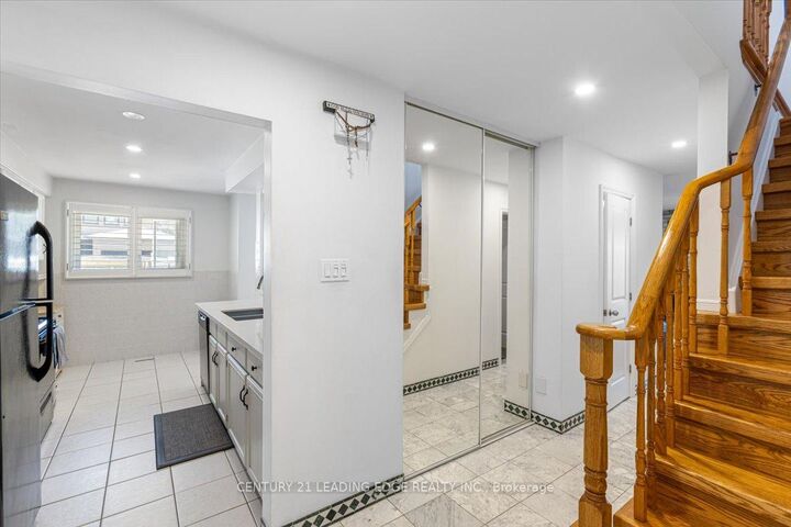 Property Photo:  69 Parkinson Road  ON L3P 4G7 