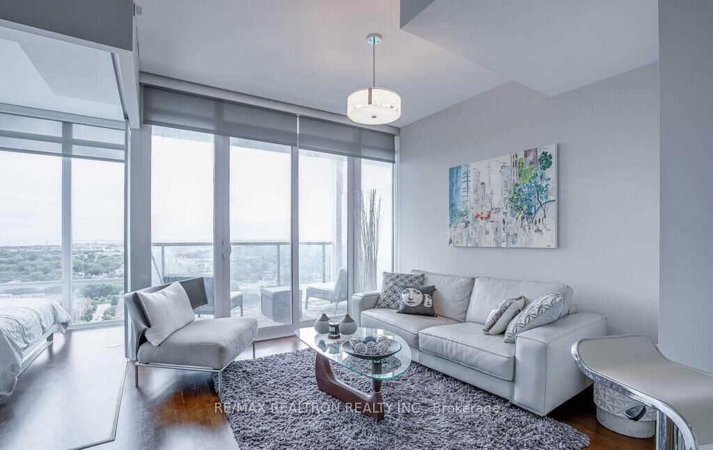 Property Photo:  88 Park Lawn Road 2803  ON M8Y 0B5 