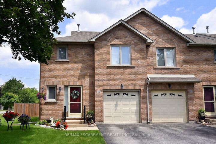 2774 King Street E 36 — photo 1