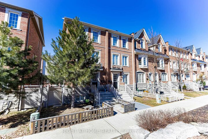 Property Photo:  46 Odoardo Di Santo Circle  ON M3L 0E7 