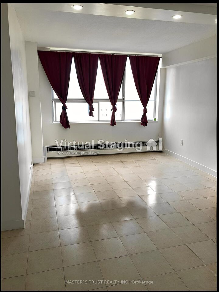 Property Photo: 940 Caledonia Road 908 ON M6B 3Y4