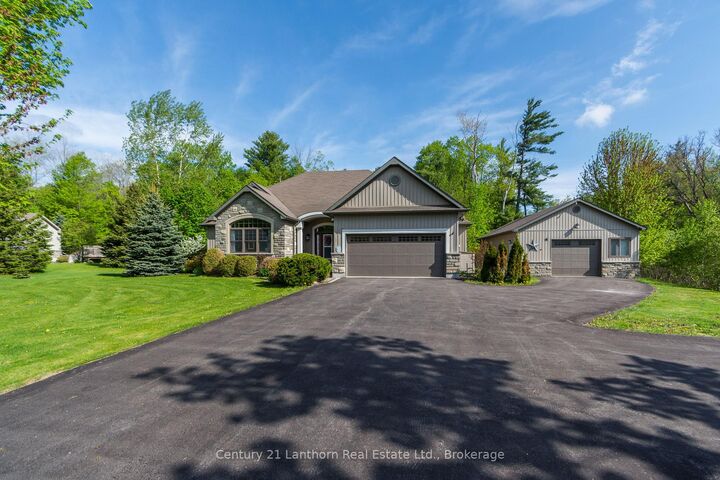 Property Photo:  8 Grandview Court  ON K0K 3E0 