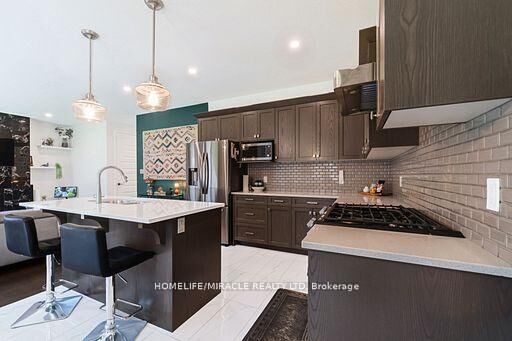Property Photo:  2231 Linkway Boulevard  ON N6K 0K9 