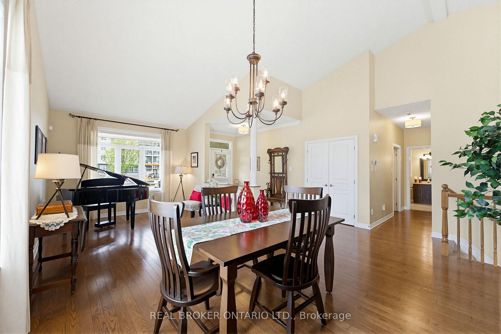 Property Photo:  341 Bobolink Ridge  ON K2V 0B9 