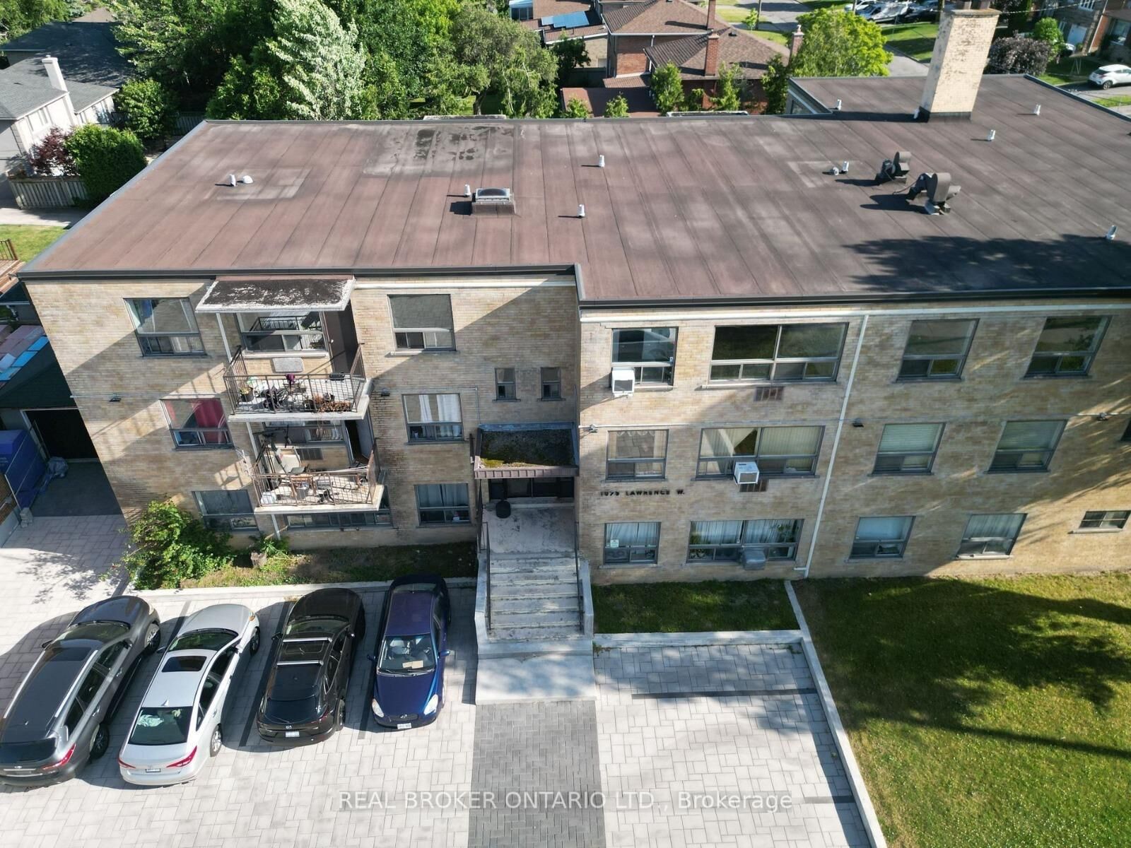 Property Photo:  1079 Lawrence Ave W Avenue 101  ON M6A 1C9 